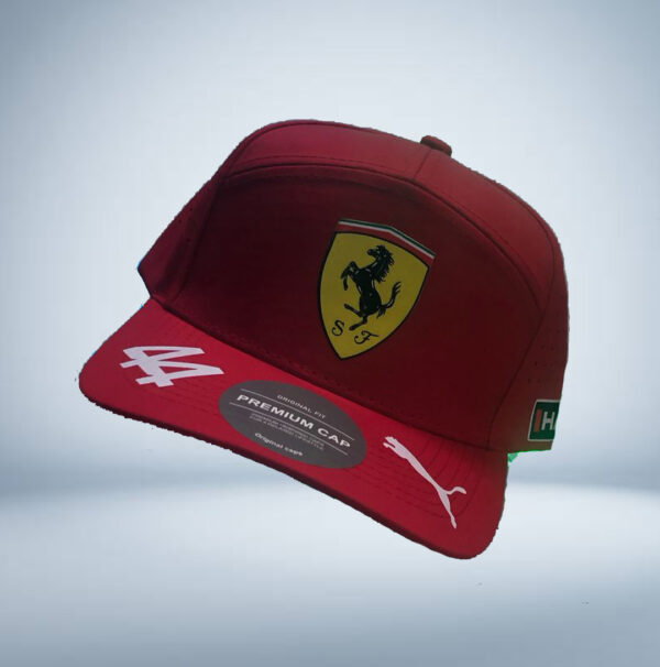 gorra ferrari